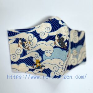 写真：リフォーム繕謹製オリジナル布製マスク　サーフィン猫柄　ネイビー
