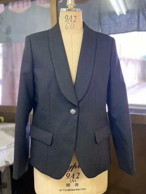 制服ブレザー肩幅アフター