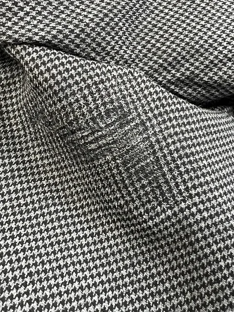 オーダースラックスの股破れ/修理後拡大